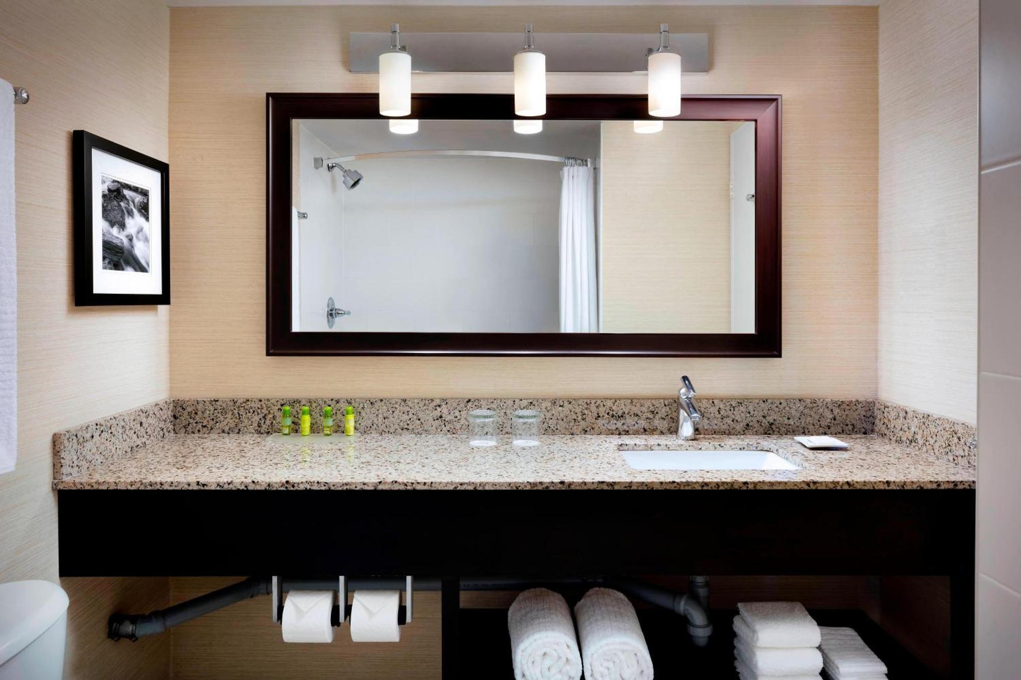 Delta Hotels By Marriott Sault Ste. Marie Waterfront Εξωτερικό φωτογραφία
